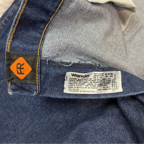 WRANGLER Men’s 13 Original FR Flame Resistant Straight Leg Blue Denim Jeans 38 - Picture 12 of 12
